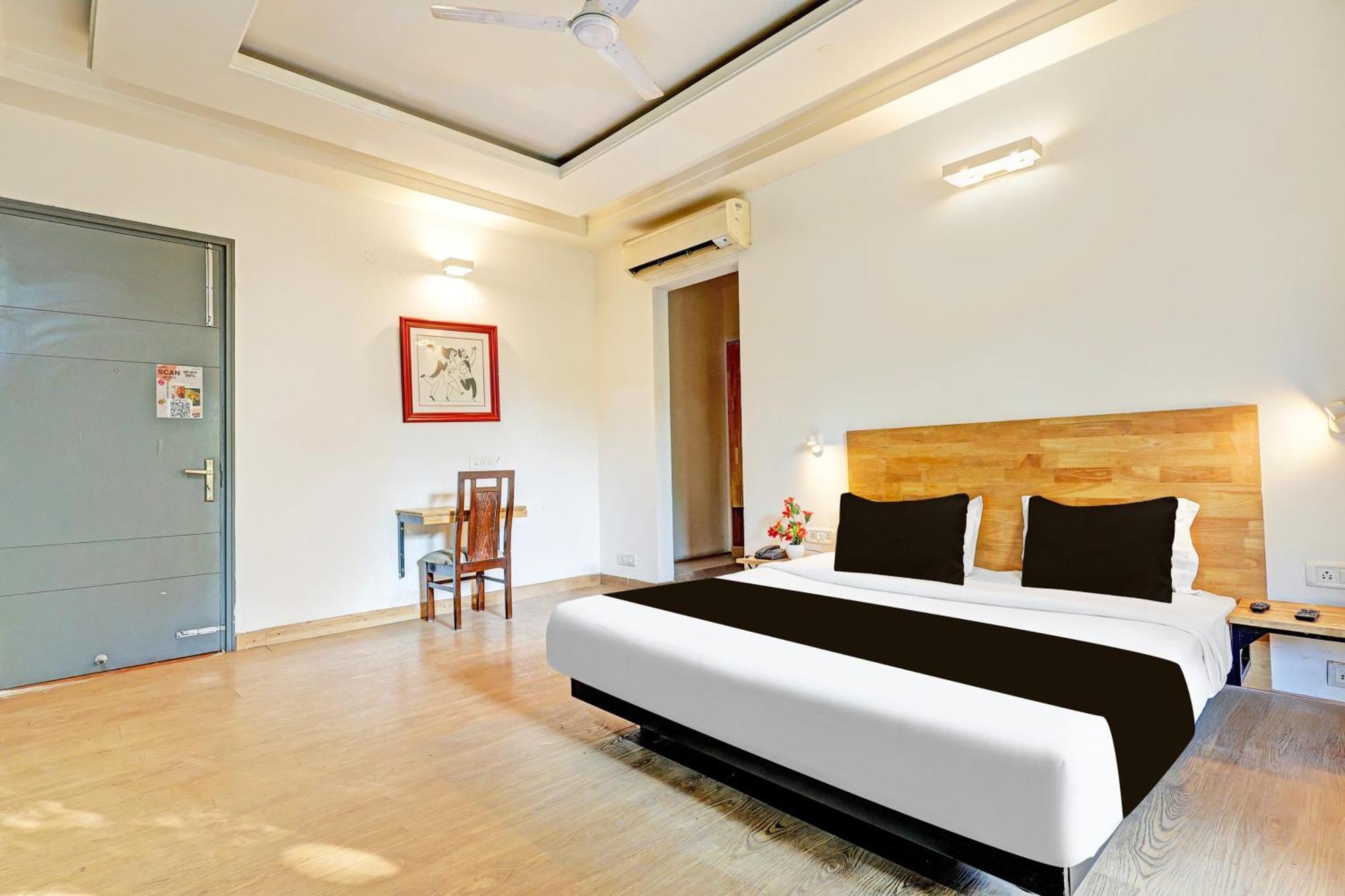 Townhouse Sector 49 Sohna Road Otel Gurgaon Dış mekan fotoğraf