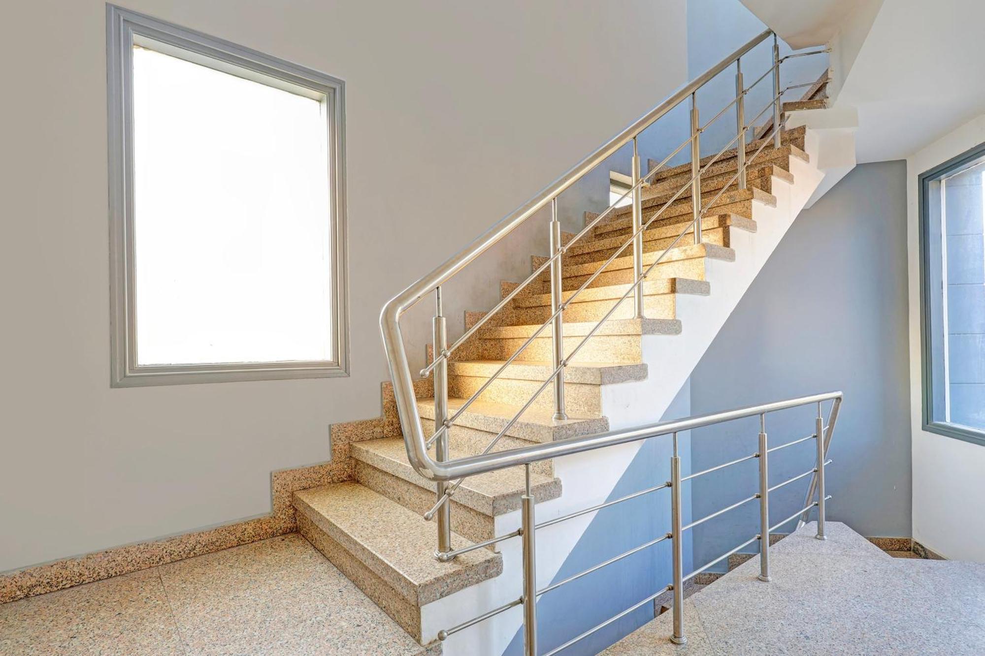 Townhouse Sector 49 Sohna Road Otel Gurgaon Dış mekan fotoğraf